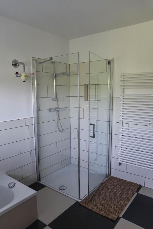 Spacious Comfort Villa Vera With Hottub Zeewolde Eksteriør billede